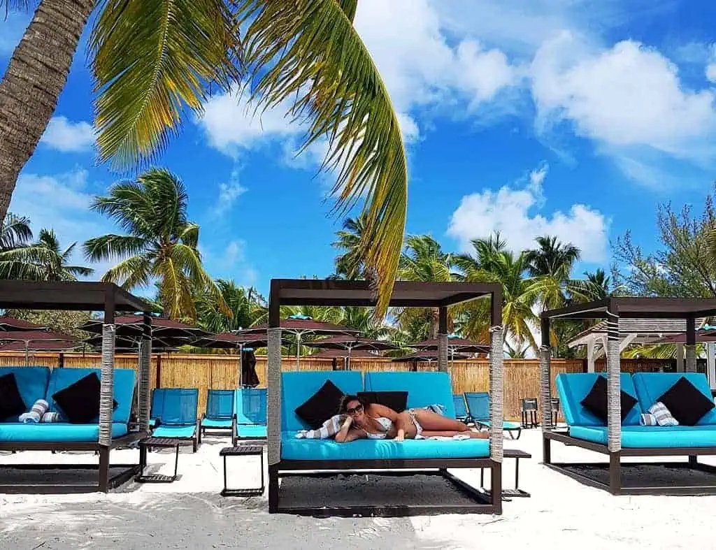 Blue Lagoon Nassau - the VIP Package