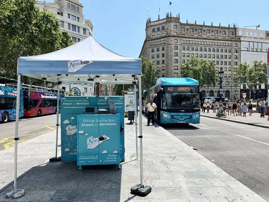 Aerobus bus stop in Plaza de Catalunya