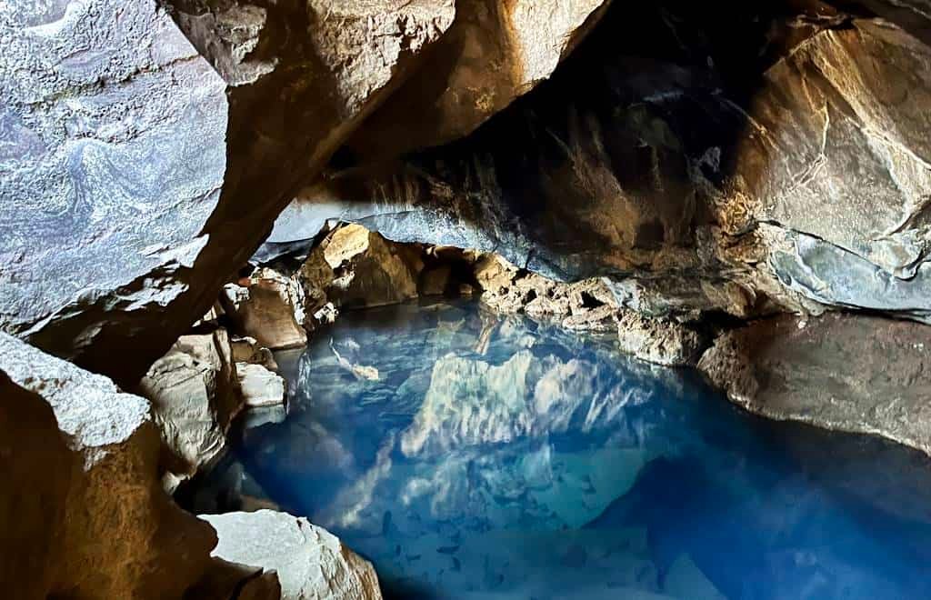 Grjotagja Cave Akureyri